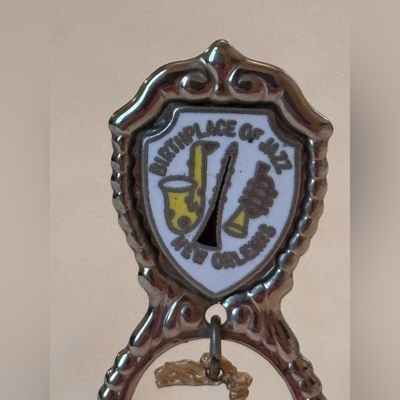 New Orleans Birthplace of Jazz Silver Souvenir Bell with Riverboat emblem - Picture 2 of 6